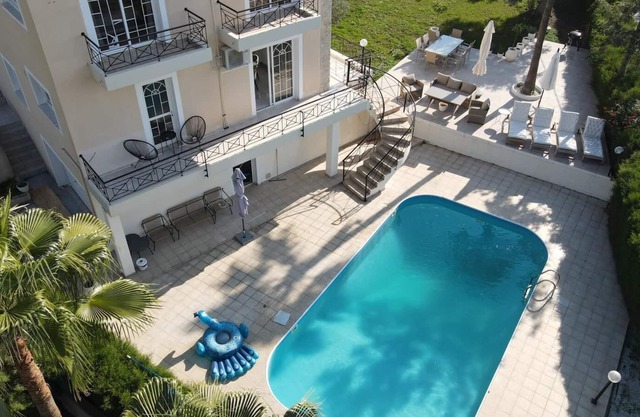 Limassol 4 BRD Villa With Pool