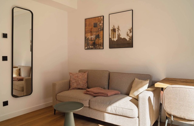 Limehome Pamplona Hilarión Eslava