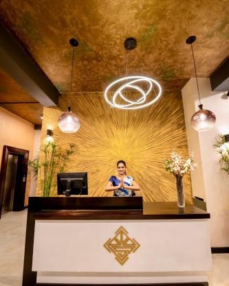 Limeshine Residence - Airport Transit Hotel