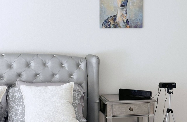 Limited Discount！ Stylish Brand New 3BR2.5BA Stay near ONT ，Ontario mills