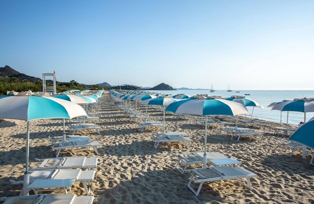 Limone Beach Resort
