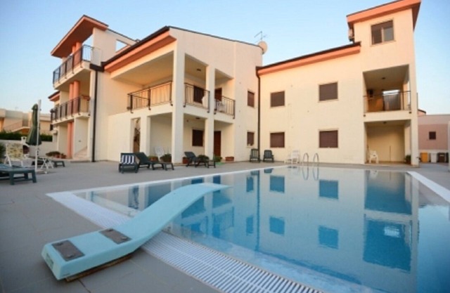 Lina apartments