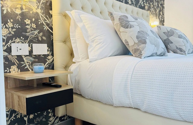 Lina Suites & Rooms