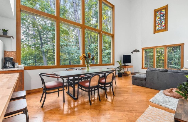 Lincoln Lodge: Secluded~Wineries~Dog Friendly
