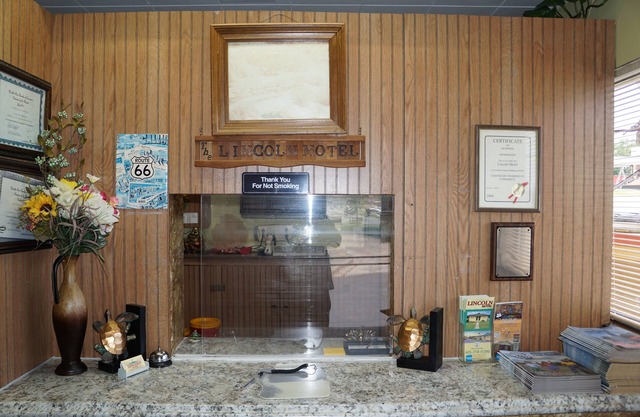 Lincoln Motel