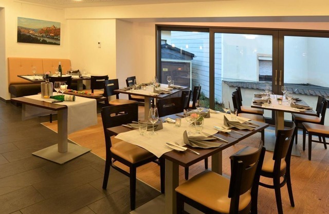 Linden's Pension-Restaurant - Doble ducha / WC