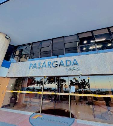 Lindo Flat completo em Vila Velha no Espírito Santo em frente ao mar - Pasárgada