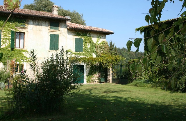 Lindoro - apt. de buen gusto, jardín, tranquilo, cerca de Peschiera del Garda