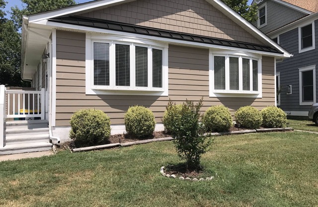 Ropa de cama incluida!***. REHOBOTH BEACH SOUTH Country Club Estates. Disfrute de sus vacaciones en esta casa de playa soleada y luminosa de 3 dormitorios y 2 baños. MASCOTA AMIGABLE