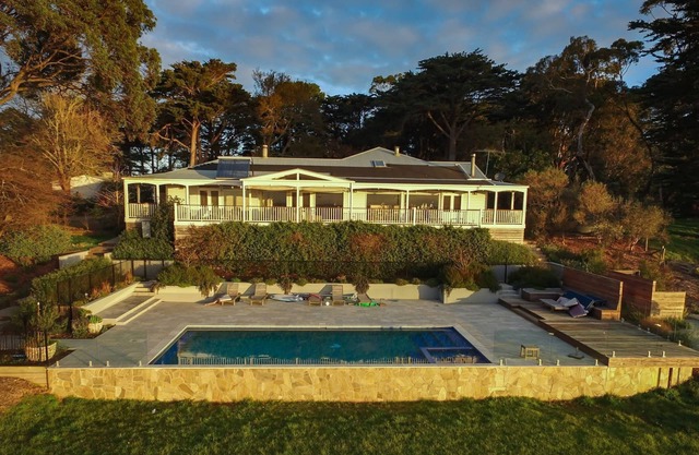LionsGate - Peninsula Homestead con una vista