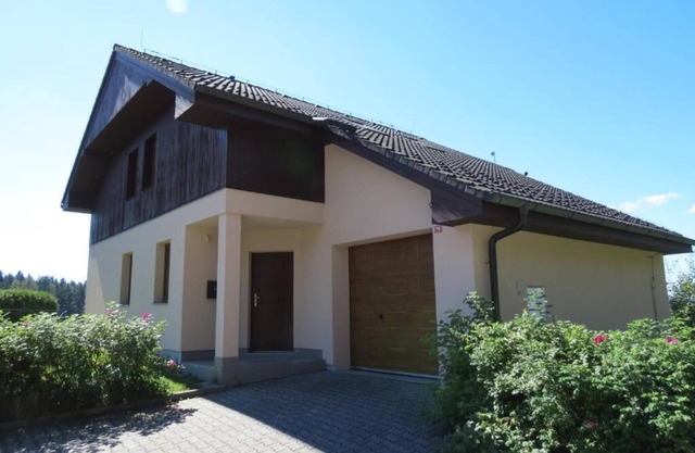 Casa de vacaciones de lujo con una hermosa vista del lago Lipno