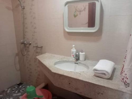 Lippo Pantai Carita 9270