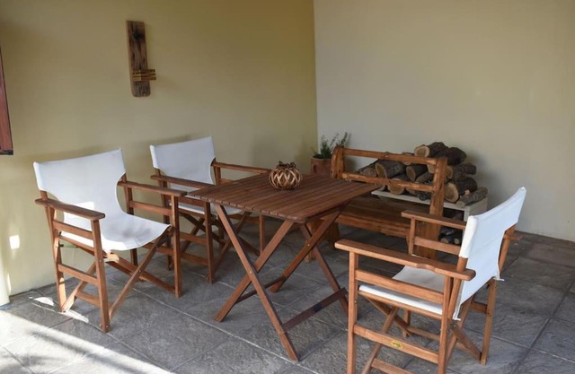Lithos House