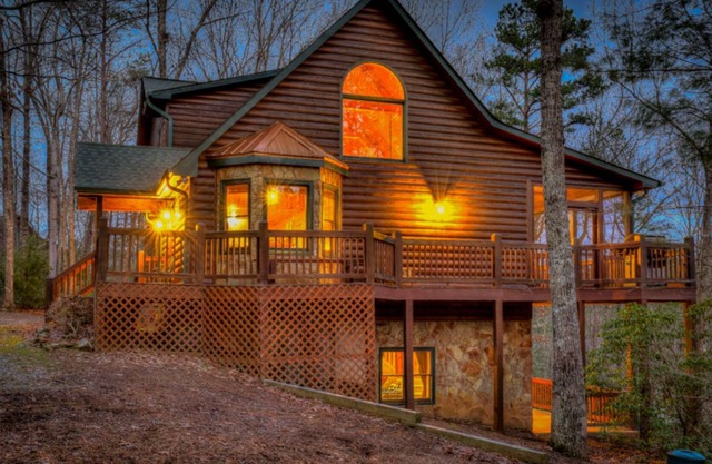 Little Bear Lodge by Escape to Blue Ridge