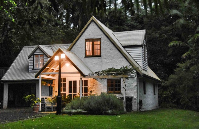 Little Bird Cottage at Tamborine Mountain