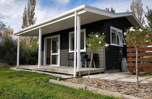 Little Black Cottage - Retiro Rural