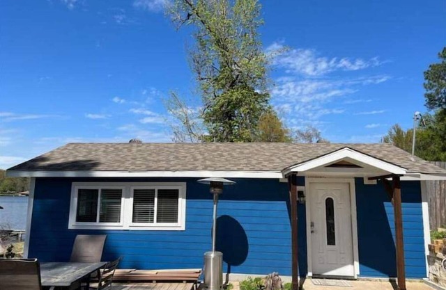 Little Blue Cabin by Lake Holbrook