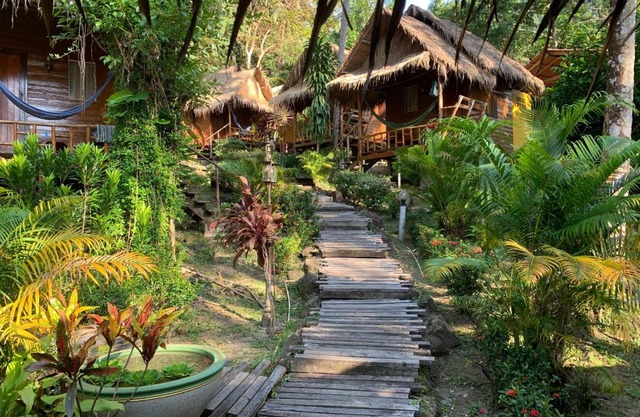 LITTLE EDEN Bungalows