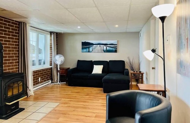 Little Elgin, Waterfront, Dock, Fireplace, SPA