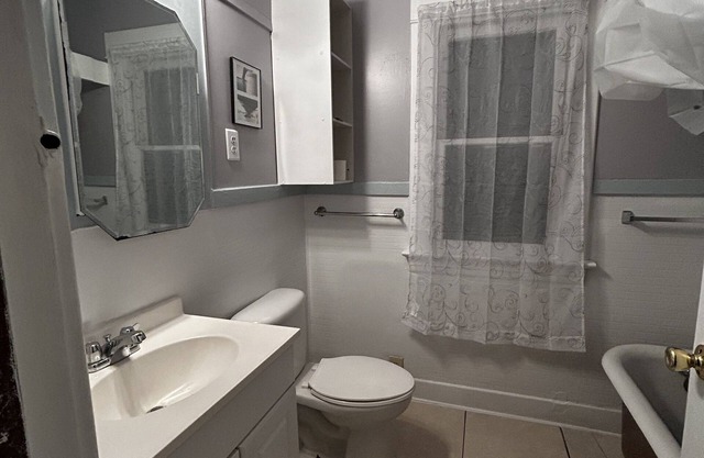 Little Frankie- Cozy 1-bedroom house in cool Buffalo with WiFi