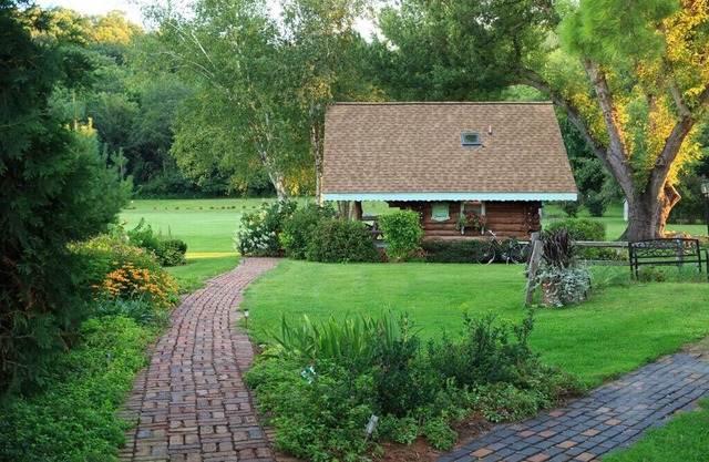 Pequeña casa en la cabaña de la pradera