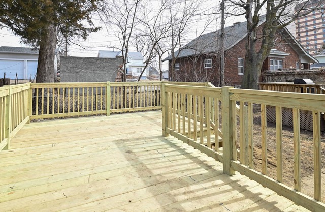 Little Italy Retreat: Self-Check-In, 2BR, Smart TV