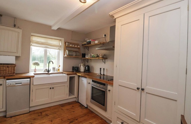 Little Lemhill Farm Cottage