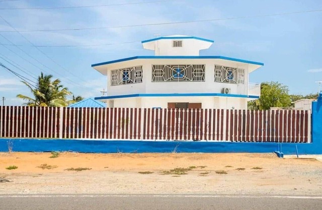 Little Lighthouse close to the beach - El Farito cerca de la playa