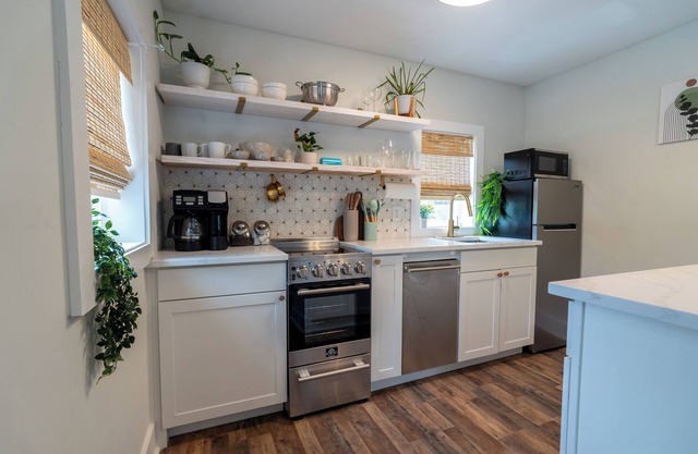 Little Luxe Haven in North Charleston