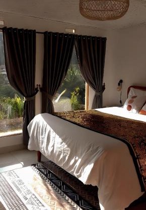 Little Munduk, full private villa