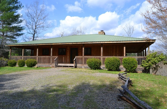 Little Tennessee River Cabin - en las Montañas Humeantes