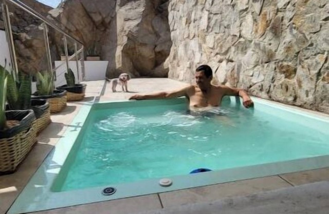 LittleOasis in rare sunny area in Lima, pool, bbq, rock mountain, view, quiet