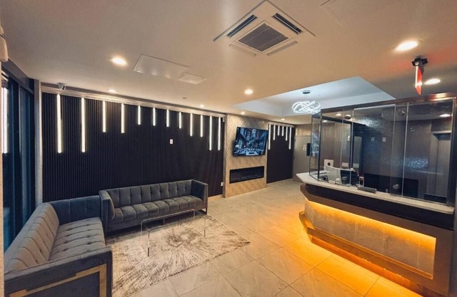 LIV Hotel Bronx
