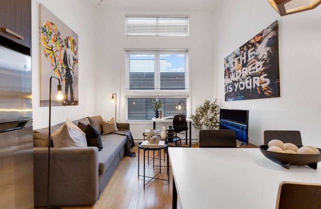 Liv MTL* 55% Off * Main 306 Rare 1BR + Mezzanine | Relaxed Getaway + Spacious + Office + Pets Stay Free!