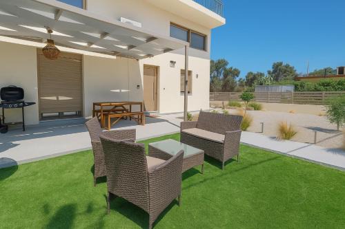 LIVAS Residence