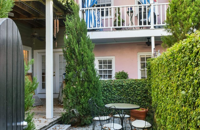 Vive como un local en Historic Charleston SC