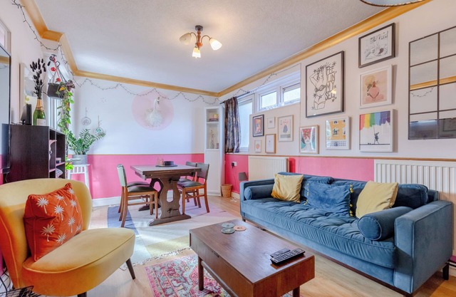 Lively 1BD Flat | Close to Dalston