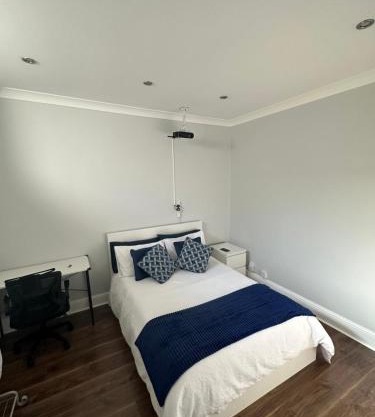 Liverpool Street Blue Bedroom