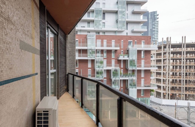 LIVING MILAN - PORTA NUOVA