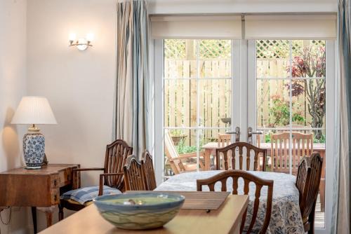 Livingstone Crescent - No 5