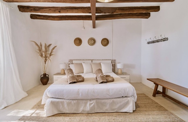 Llampí, Nature, swimming pool and Mallorcan charm