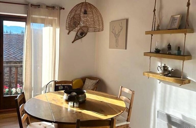 Llivia XIV - Dos Habitaciones Piso, Capacidad 6