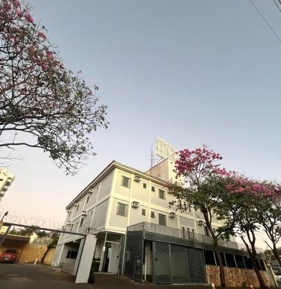 LN Flats & Suites