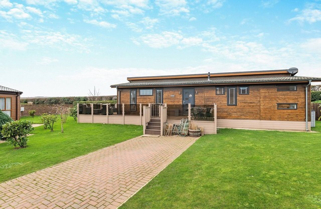 Lobster Lodge - UK48630