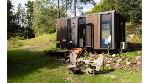 Loburn Retreat 2 by Tiny Away