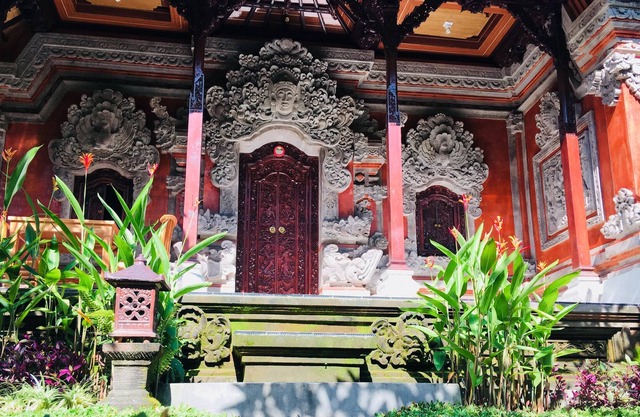 Local Family House