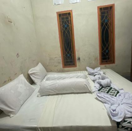 Local style homestay