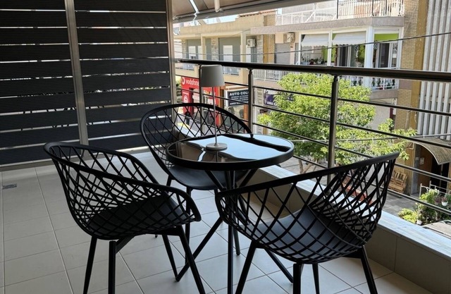 Local Suites 3 - Nea Moudania