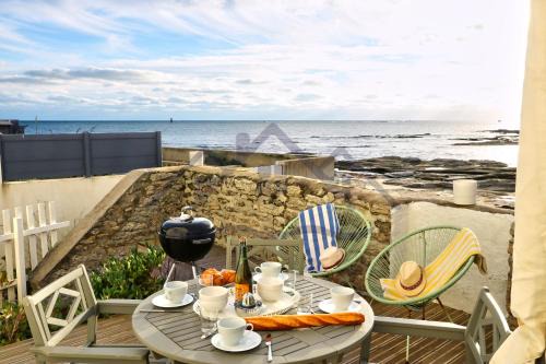 LocaLise - M4 - Ty Gwenn - La maison à la pointe de Lechiagat - Accès à deux pas d'une terrasse vue mer privative - Wifi inclus - Draps inclus - Animaux bienvenus