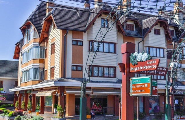 LOCAR-IN GRAMADO- Apto Boulevard Borges